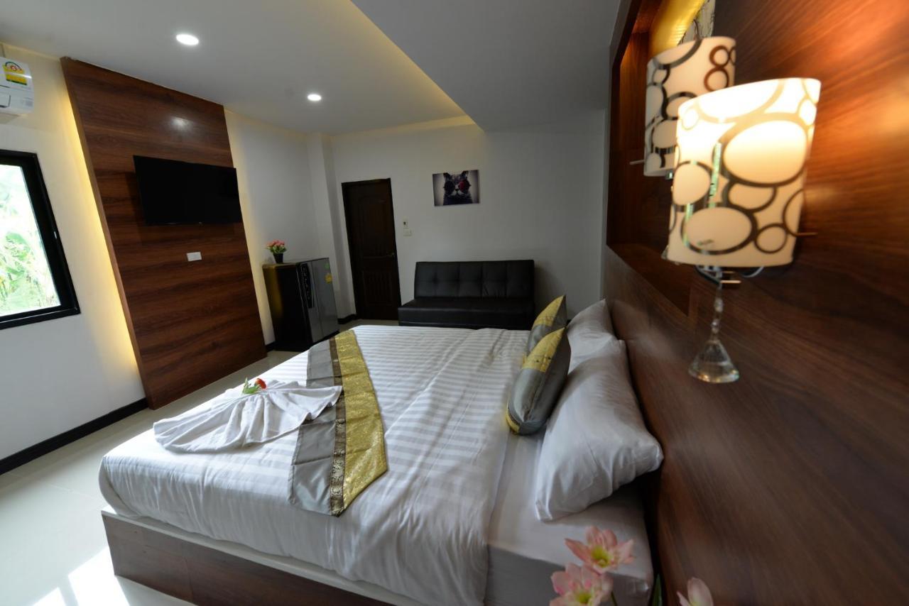 The Room Boutique Hotel Sakon Nakhon Εξωτερικό φωτογραφία