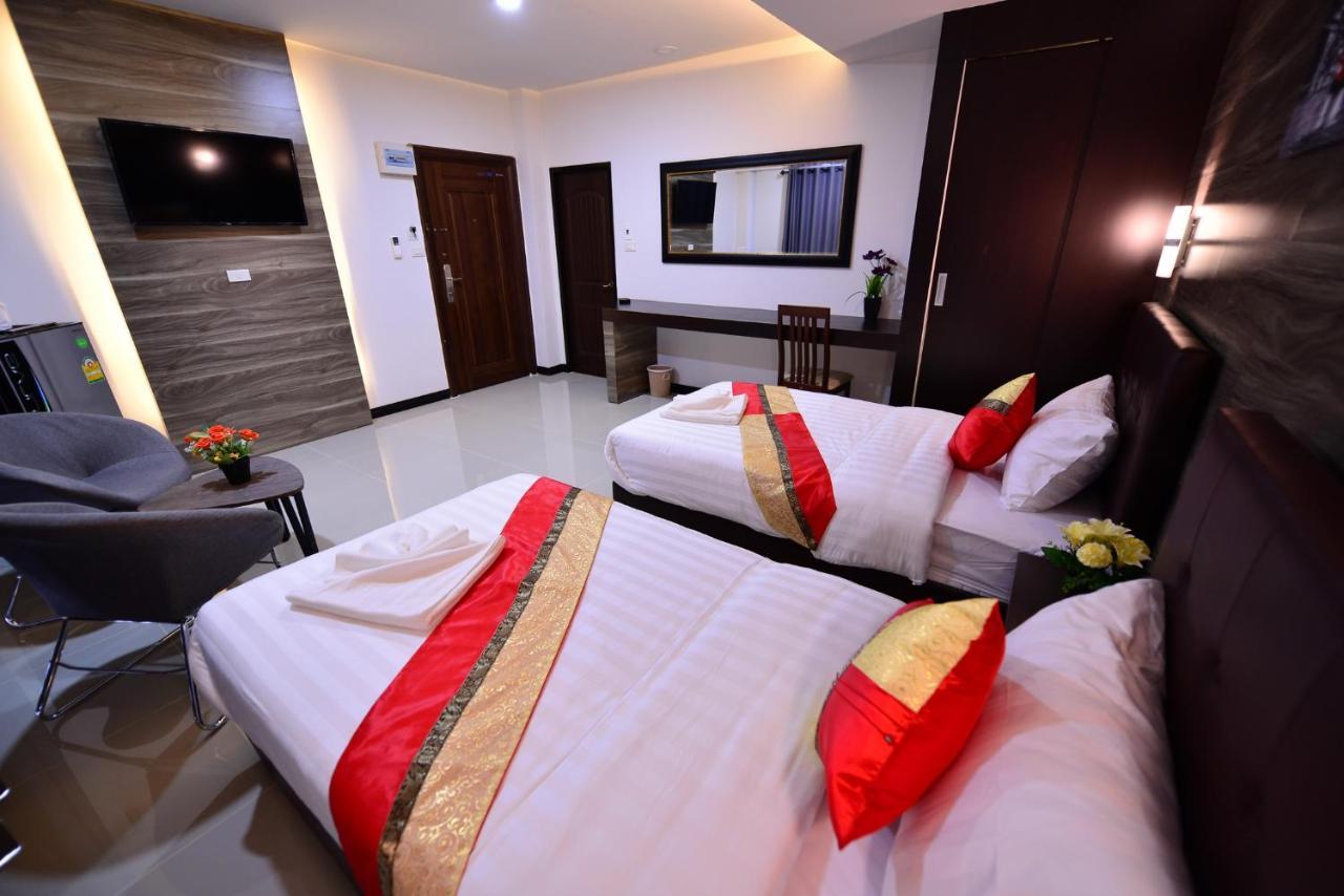 The Room Boutique Hotel Sakon Nakhon Εξωτερικό φωτογραφία