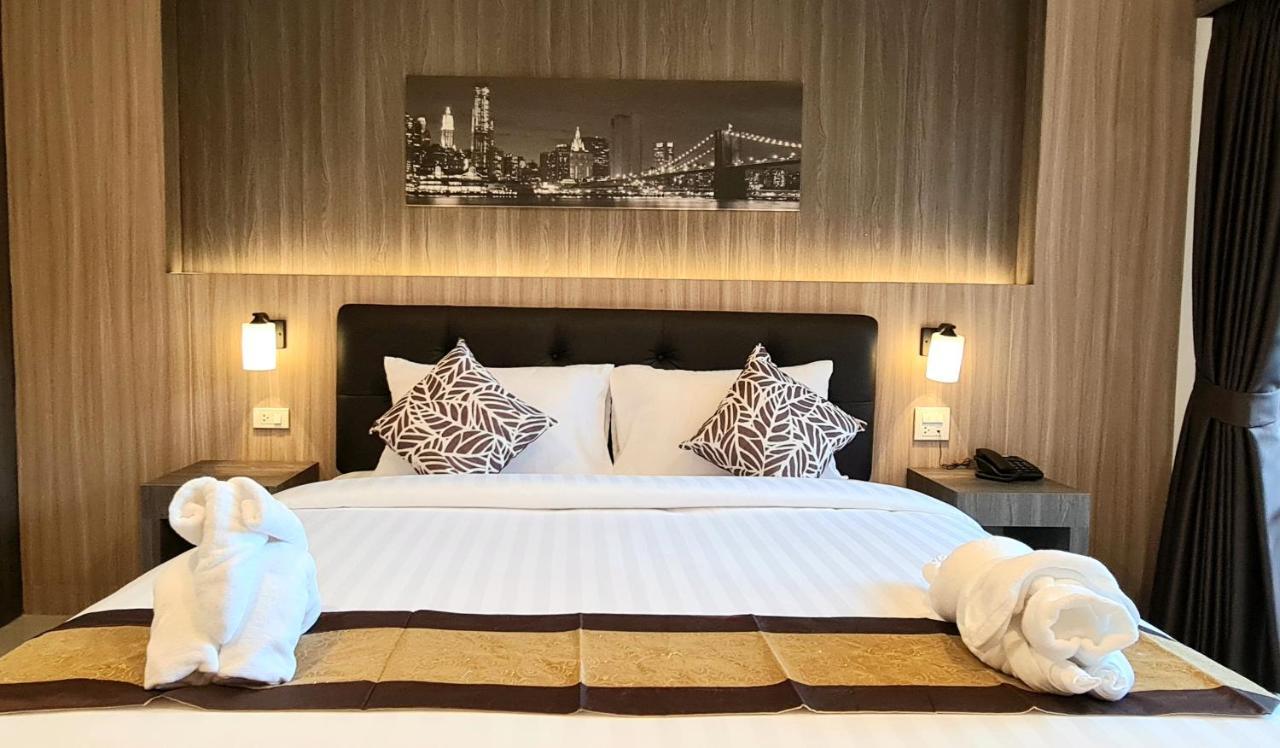 The Room Boutique Hotel Sakon Nakhon Εξωτερικό φωτογραφία