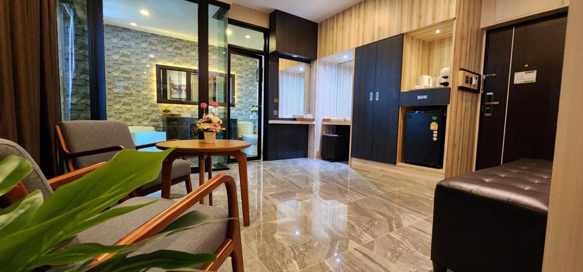The Room Boutique Hotel Sakon Nakhon Εξωτερικό φωτογραφία